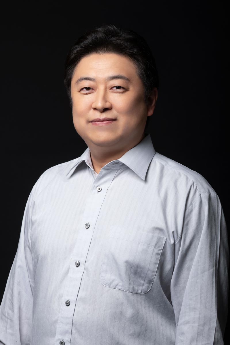 吉田ウーロン太